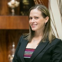 Denise Santos
