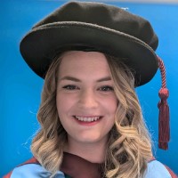 Dr Olivia Ferrie
