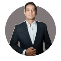 Vitor Camargo Oliveira Santos