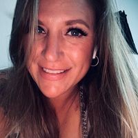 Stephanie Wallace