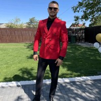 Adi Bezman