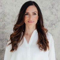 Karin LauschKarin Lausch is an Influencer