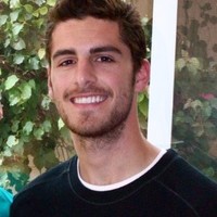 Evan Izett