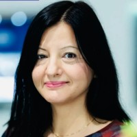 Dr Mihaela Bucur
