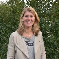 Monique De Jonge - Schras