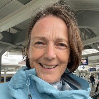 Julia Ruhl