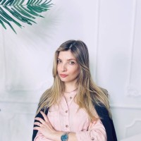 Lena Leonova