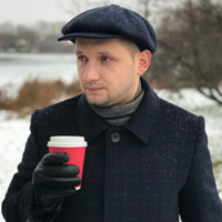 Александр Домбровский