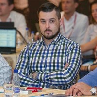 Андрей Панов
