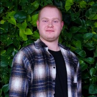 Damian Pullen