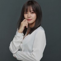 Yvonne Ye