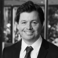 Jon Mills, Cfa