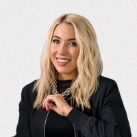 Becky OwenBecky Owen is an Influencer