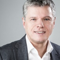 Robert Schneider