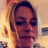 Nora Veillet-Hochstrasser