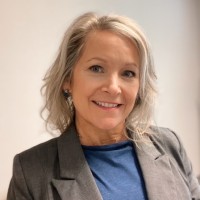 Shari D Crane