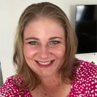 Nicole Rideout
