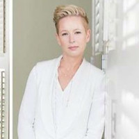 Ericka de Vries