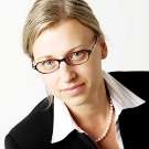 Dr. Claudia Marschall