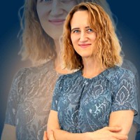 Bernadett Meszaros
