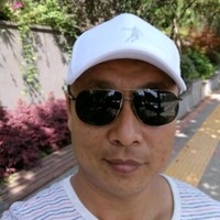 钱小龙
