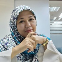 Azreen Nuar