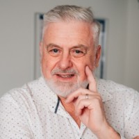 Petr Nacházel