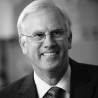 John E Hartigan