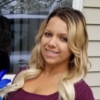Lindsey Toth