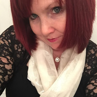 Suzanne Oakes