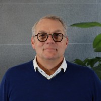 Jaco C. Van Den Hoven (Iot) (Esim)