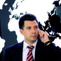 Yuri 尤泽东 Khlystov