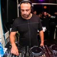 Zvika Levi