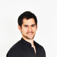 José López