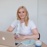 Julie-Anne Rhodes