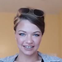 Stella Holland