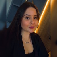 Mariele Evangelista