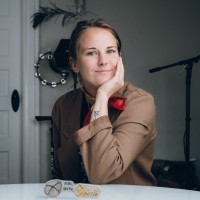 Elle Taylor