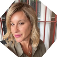 Celia Nelia Reichen Robles