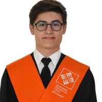 Lucas G.