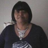 Hollis Gwendolyn