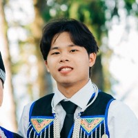Elijah Vang