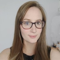 Louise Kemp