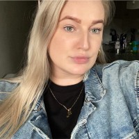 Melanie De Jong