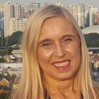 Elisamara Oliveira