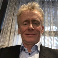Henrik V. Larsen