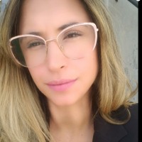 Michele Ribeiro Correia