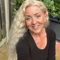 Astrid van der Maden