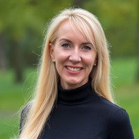 Kari W.