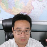 袁新华
